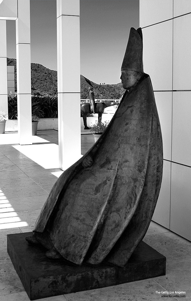 seated cardinal giacomo manzu