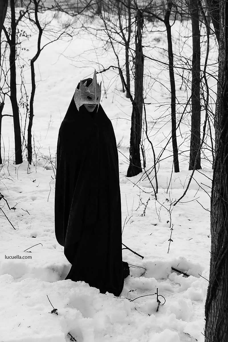 dark-queen-mask-photography-black-white-dc
